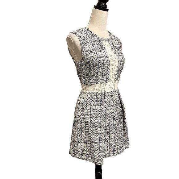 Sea New York Tweed Fit & Flare Dress w/White Floral Lace Cut Outs & Pockets (4) - Picture 6 of 16